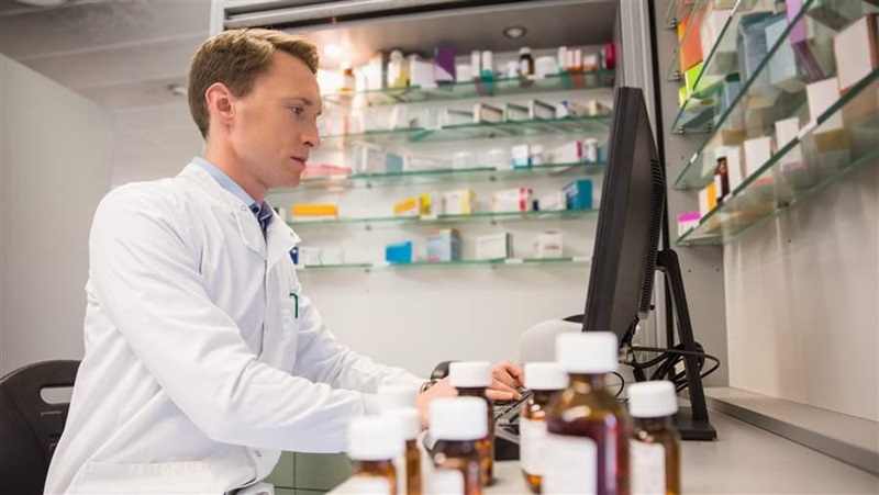 Pharmacist Computer Design of Electronic Health Records Can Lead to Patient Harm | The Pew ...