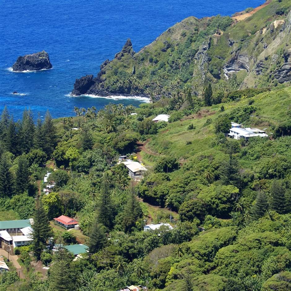 Pitcairn Islands Marine Reserve Receives Prestigious Marine Conservation  Institute Award | The Pew Charitable Trusts