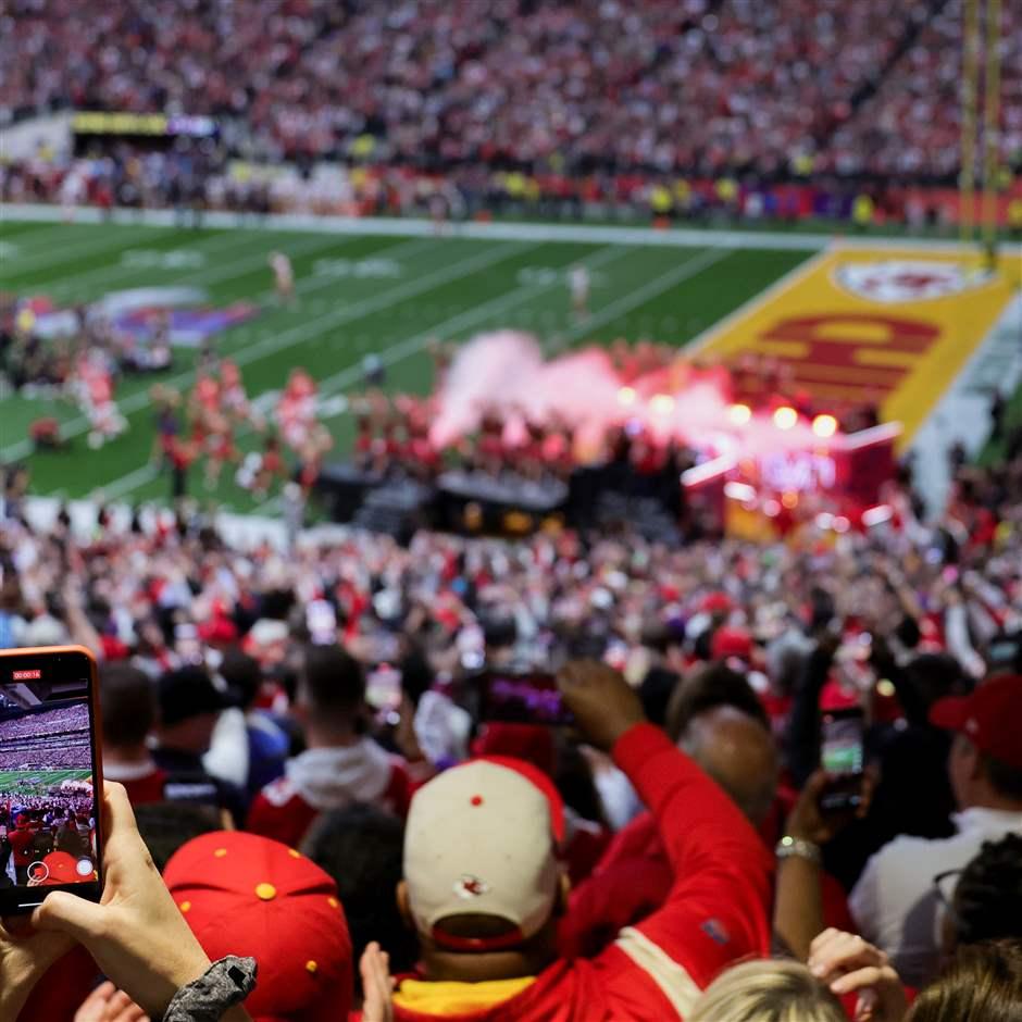 Stadiums, Nightlife, and Taylor Swift: Cities and States Are Banking on  Busy Weekends | The Pew Charitable Trusts