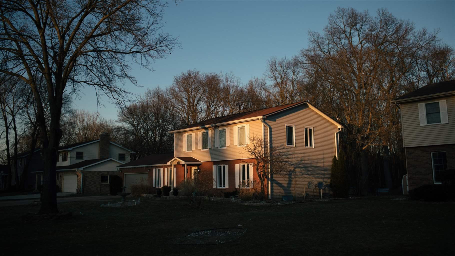 Indiana Residents Often Use Land Contracts to Purchase Low-Cost Homes